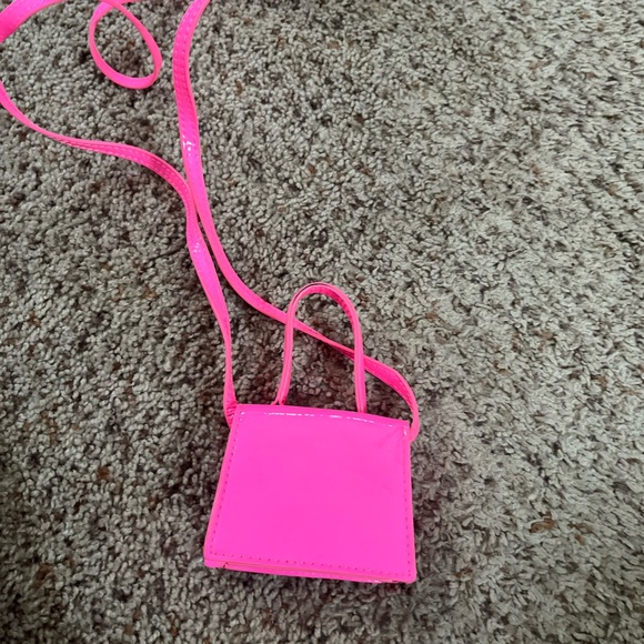 bundle? - Picture 5 of 6